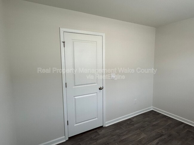 Building Photo - 8539 Beckett Chase Wy