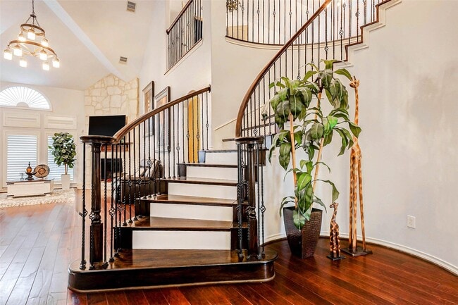 Building Photo - 20307 Cortina Valley Dr