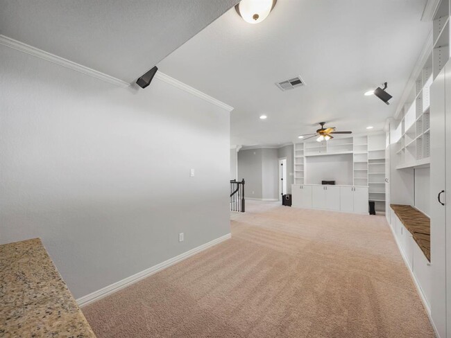 Building Photo - 5430 Tyler Park Ln