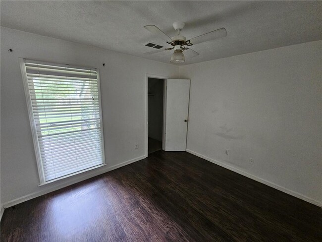Building Photo - 4413 Idlewood Ln