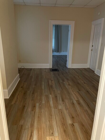 Building Photo - 54 Oxford Rd