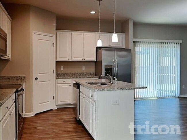 Building Photo - 741 Rolling Creek Cir