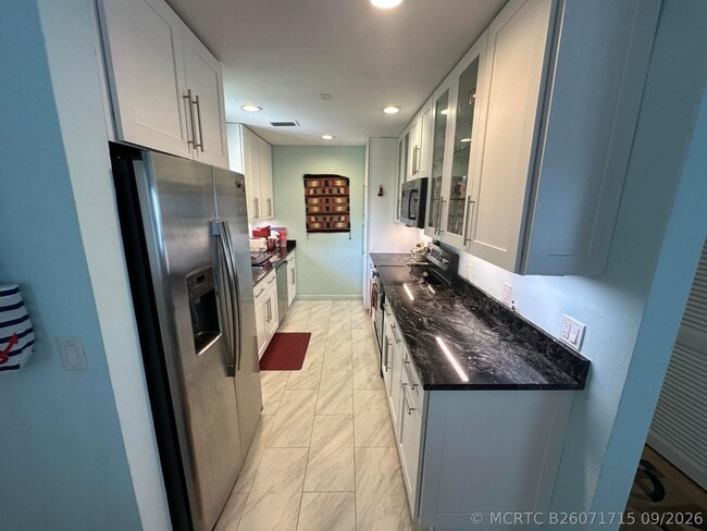 Building Photo - 308 Inlet Way