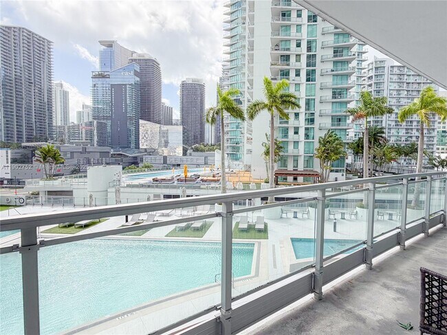 Building Photo - 90 SW 3rd St