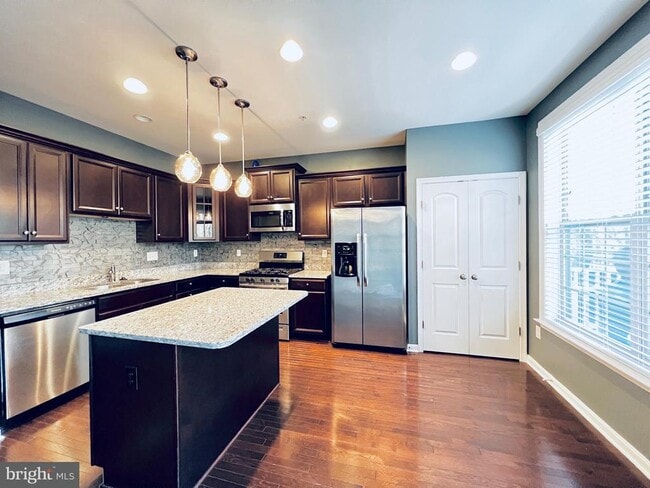 Building Photo - 15206 Lady Lauren Ln