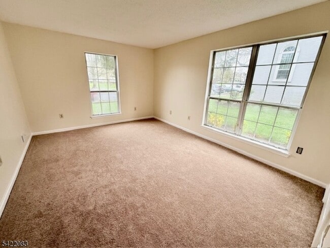 Building Photo - 58 Amethyst Way