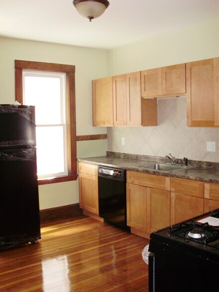 Kitchen - 36 St Margaret St