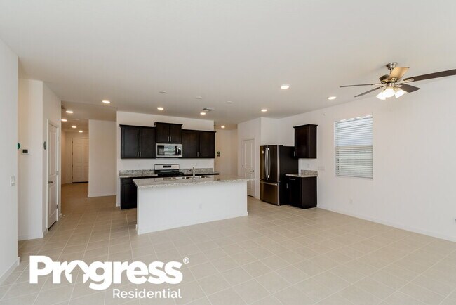 Building Photo - 14446 W Hackamore Dr.
