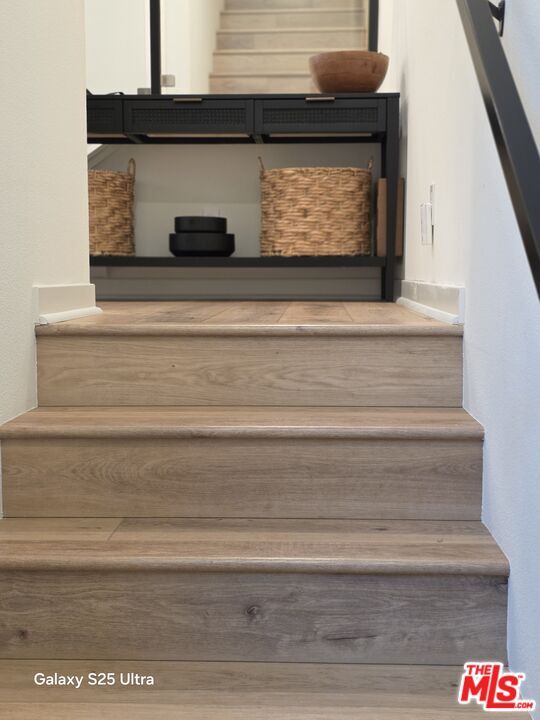 Building Photo - 22214 Poppy Ct