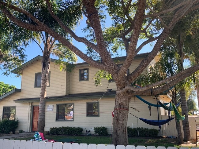 Building Photo - 6845 Pasado