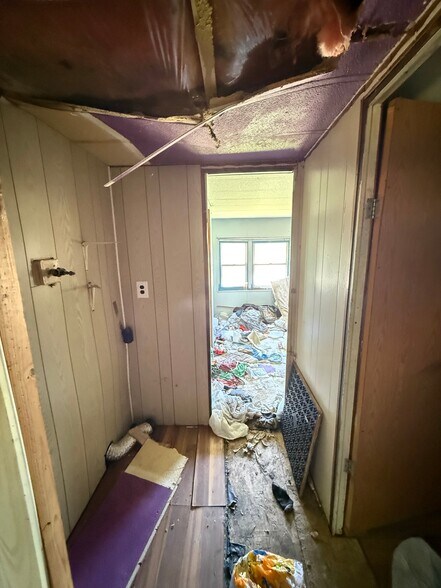 Building Photo - 1404 Rumbaugh Ln
