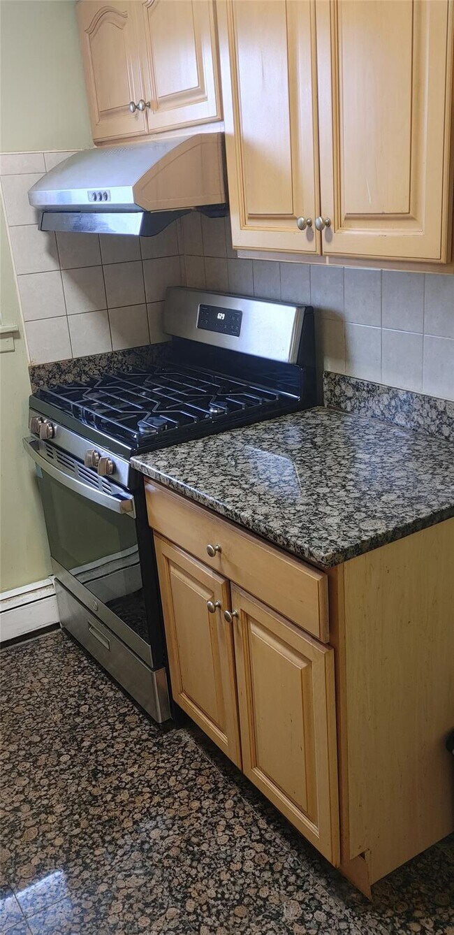 Building Photo - 106 Union Rd