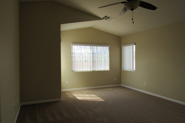 Building Photo - COMING SOON-BEAUTIFUL 2 STORY HOME LOCATED IN HENDERSON WITH STRIP AND MOUNTAIN VIEWS!
