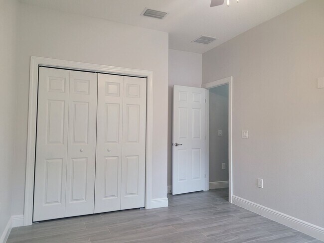Building Photo - 13032 Agatha Ln