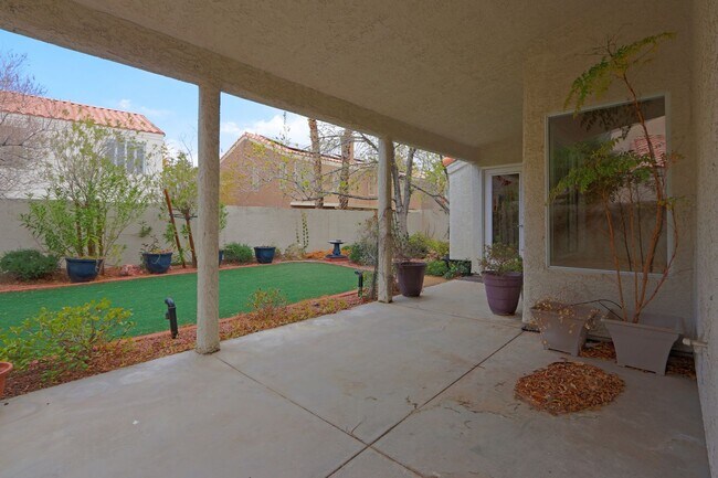 Building Photo - Fabulous Summerlin  Home!