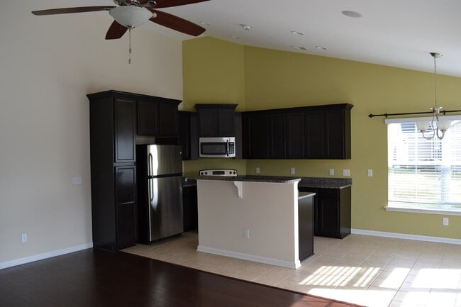 Building Photo - Home for Rent