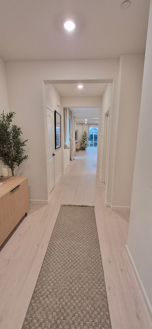 Building Photo - Tastefully Done & Stunning Place to Call Home