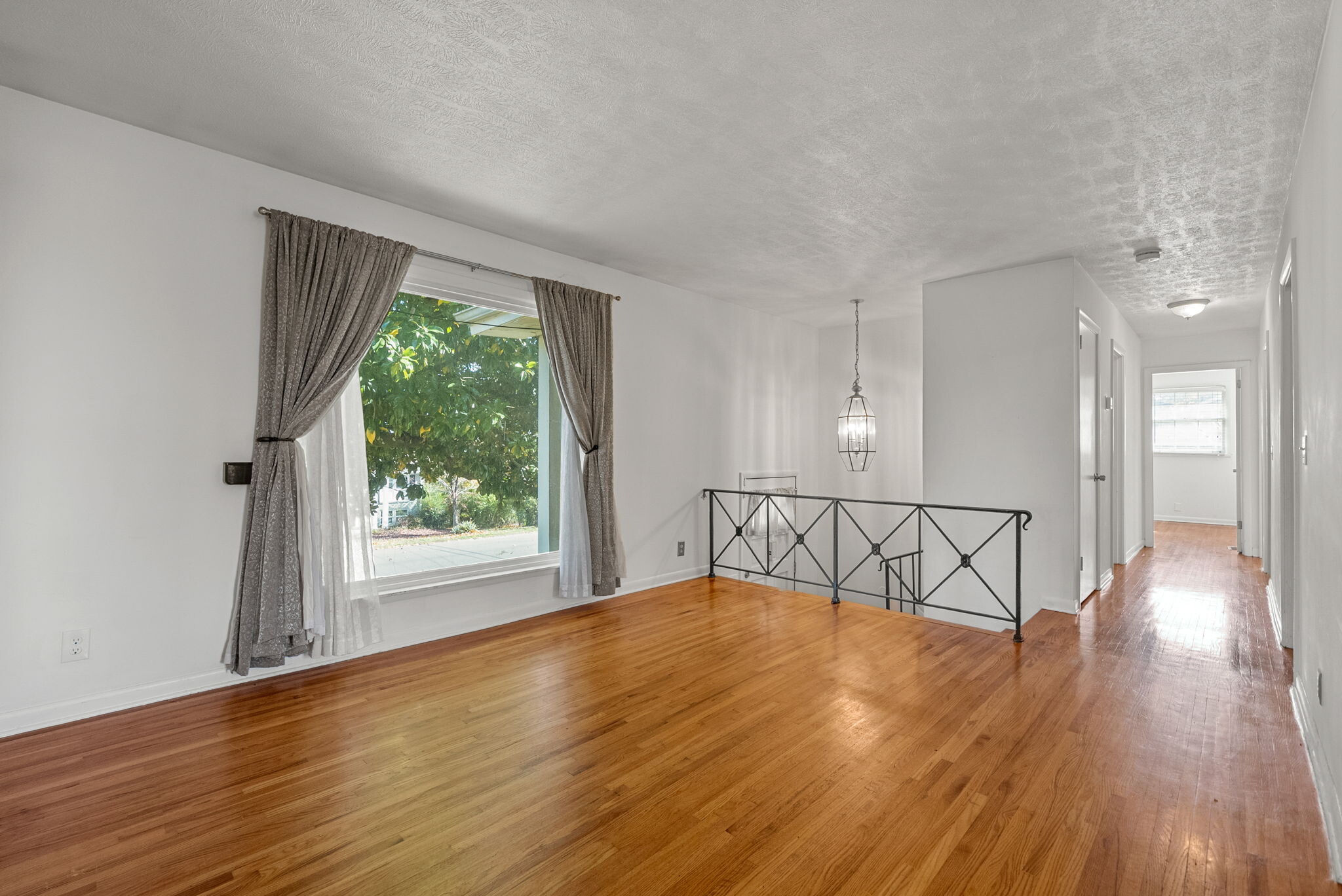 Building Photo - 4807 Jeffery Dr