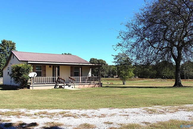 Building Photo - 152 Clutts Rd