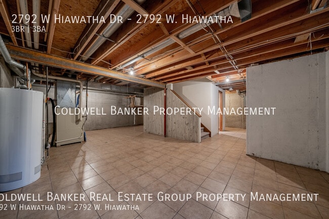 Building Photo - 2792 W Hiawatha Dr