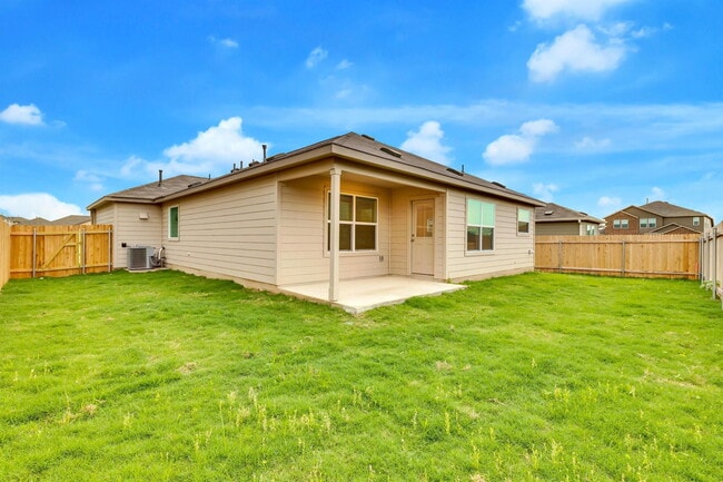 Building Photo - 113 River Rise Rd