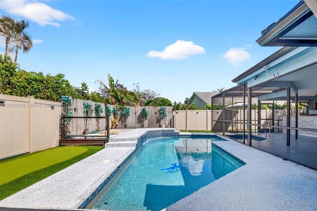 Building Photo - 13808 Geranium Pl