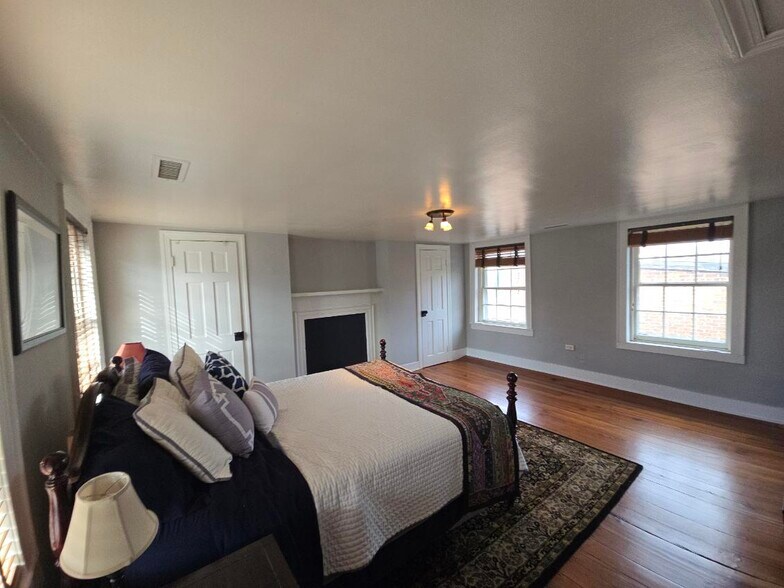 2nd Bedroom - 2200 E Broad St