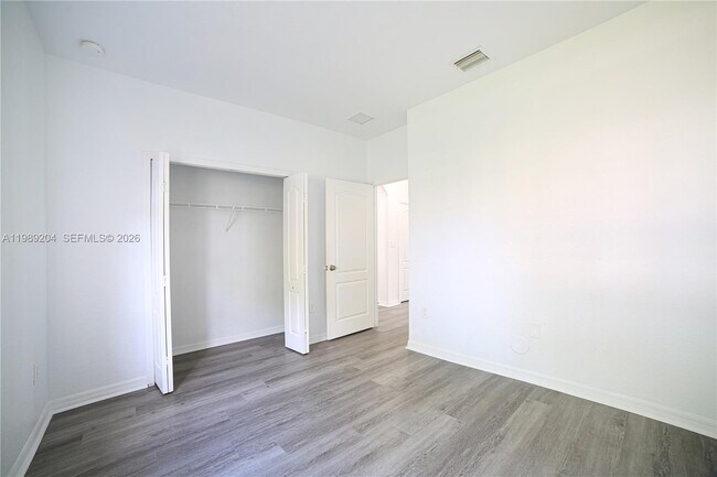 Building Photo - 10270 SW 225th Ln