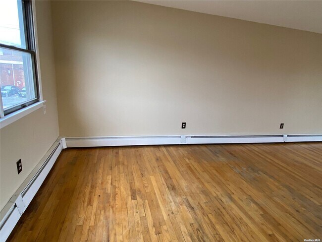 Building Photo - 1014 Phoebe St