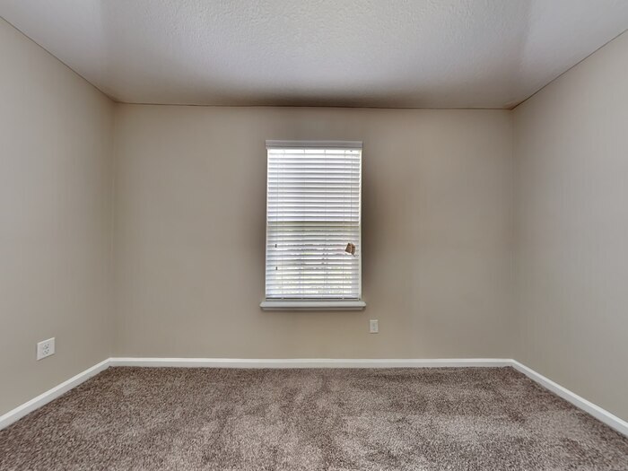 Building Photo - 83195 Purple Martin Dr