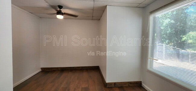 Building Photo - 6584 Walker Rd