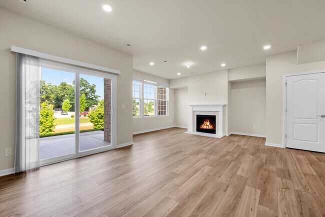 Building Photo - 104 Addison Cir