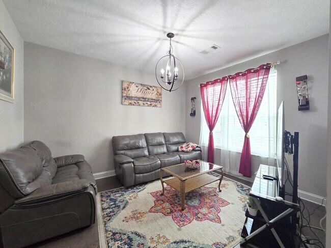 Building Photo - 840 Williford Run Dr