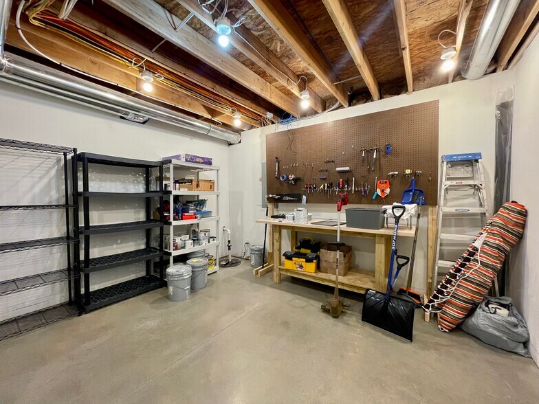 Building Photo - 1036 Missouri Ave