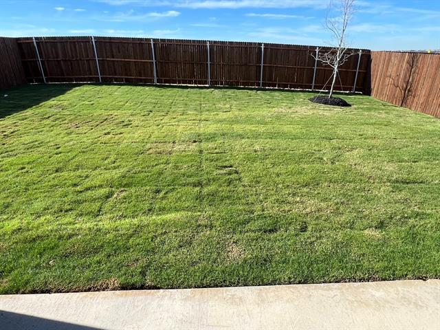 Building Photo - 913 Beverly Dr