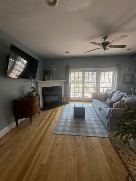 Living Space Floor 2 - 18879 Bethpage Dr