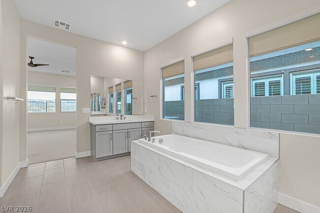 Building Photo - 369 Portus Delphini Ct