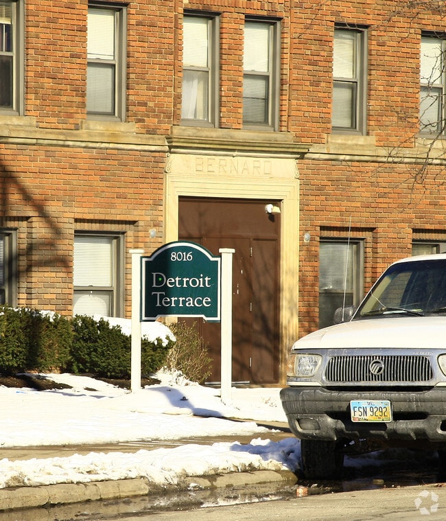 Building Photo - Magnolia on Detroit Apartments