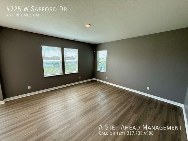 Building Photo - 4725 W Safford Dr
