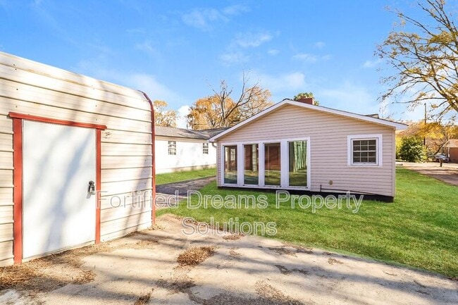 Building Photo - 2909 Glendale Ave