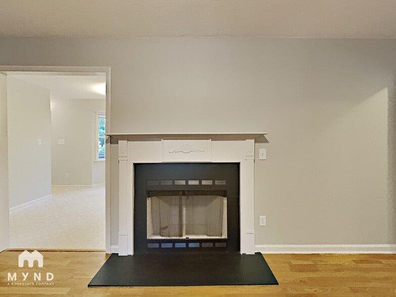 Building Photo - 112 Drew Ct