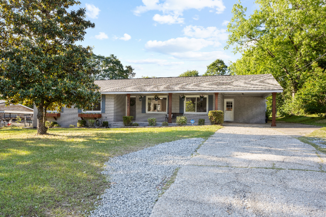 Primary Photo - 3796 Auburn Rd