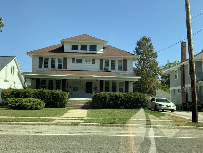 Building Photo - 1640 Peck St