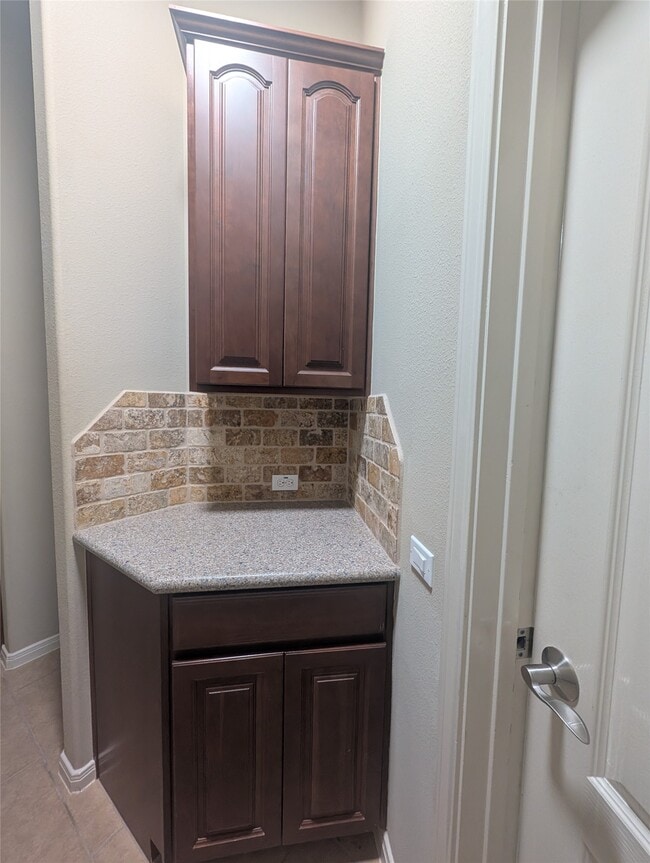 Building Photo - 14915 Bronze Finch Dr