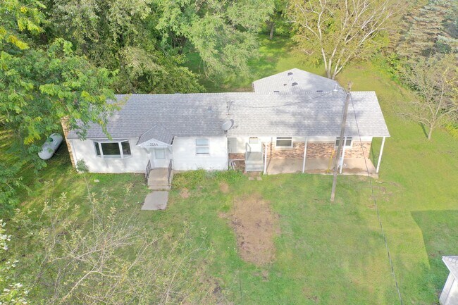 Building Photo - 3244 Marion Rd SE