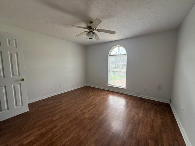 Building Photo - 57 Brooksie Dr