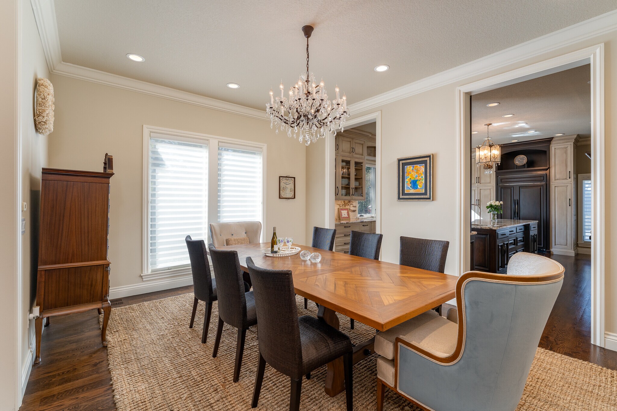 Building Photo - 2744 SW Sherwood Dr