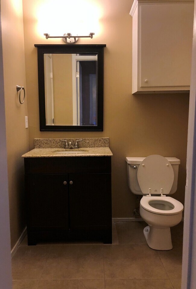 Building Photo - 3502CU