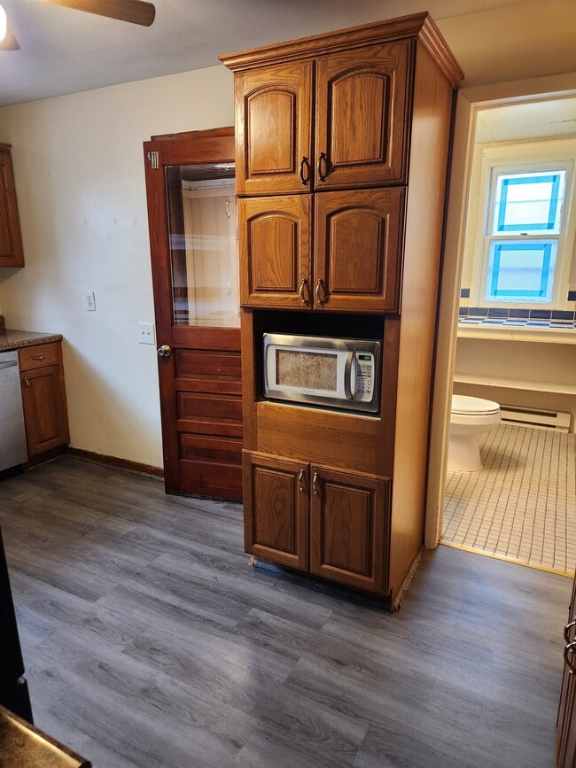 Building Photo - 59 Gilmore St