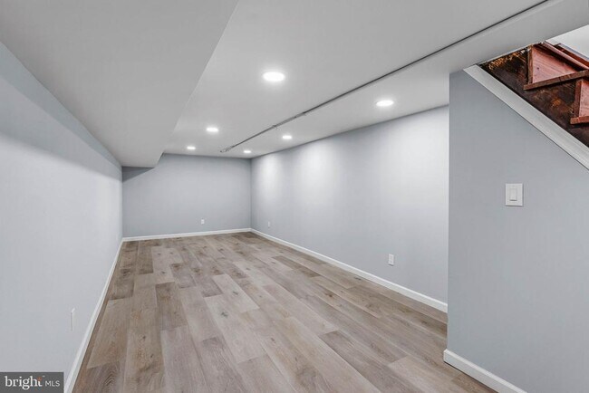 Building Photo - 1719 S 18th St